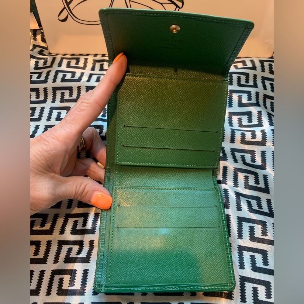 Louis Vuitton Green Wallet - Picture 6 of 12